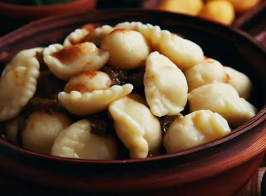 Kluski leniwe z ziemniakami - tradycyjny przepis na pyszny posiłek
